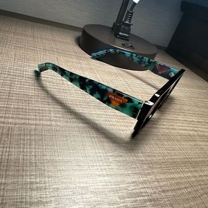 Brand New Prada sunglasses